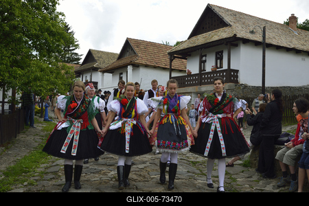 Hollókő-stock-foto