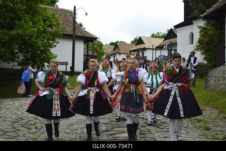 Hollókő-stock-foto