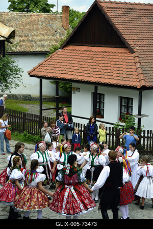 Hollókő-stock-foto