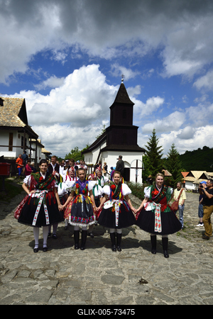 Hollókő-stock-foto