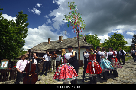 Hollókő-stock-foto