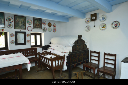 Hollókő-stock-foto