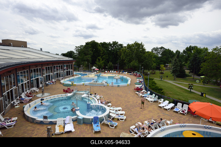 Gyopárosfürdő-stock-foto