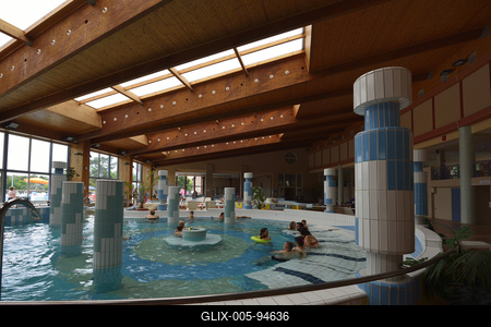 Gyopárosfürdő-stock-foto