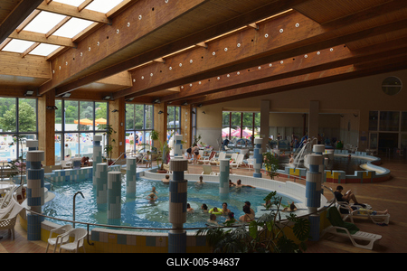 Gyopárosfürdő-stock-foto