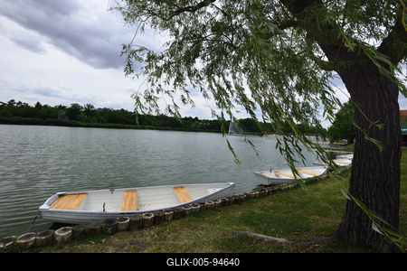 Gyopárosfürdő-stock-foto