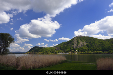 Nagymaros-stock-foto