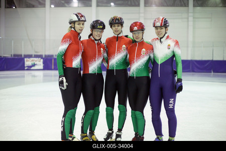 Női Gyorskorcsolya válogatott-stock-foto