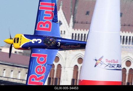 Vízi- és légiparádé a Dunán-stock-foto