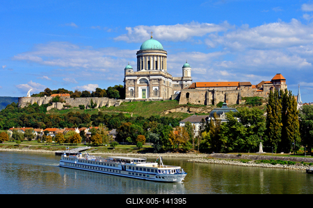 Az esztergomi Bazilika-stock-foto