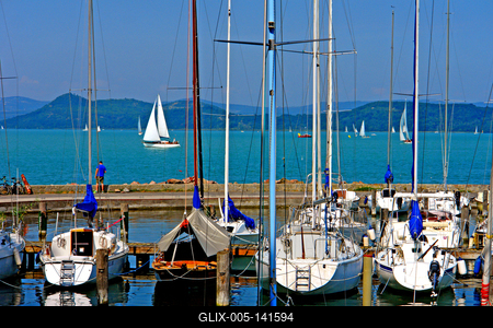Balatonföldvár, vitorláskikötő-stock-foto