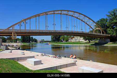 Győr, Mosoni-Duna, Kossuth-híd-stock-foto