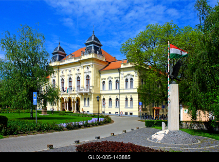 Kisújszállás, Városháza-stock-foto