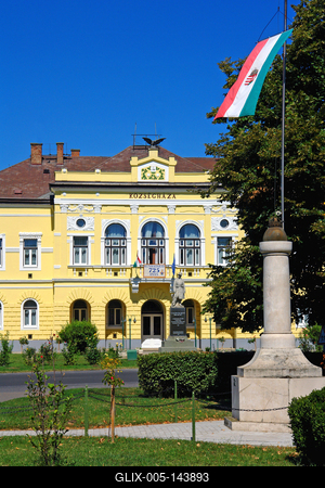 Kunmadaras, Községháza-stock-foto