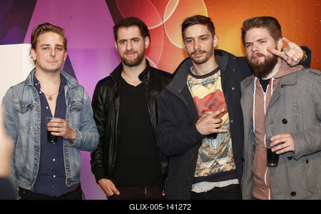 Elindult A Dal 2018. A korábbról ismert zsűritagok, Frenreisz Károly és Both Miklós mellé idén Schell Judit és Mező Misi ül be a zsűri székébe. A műsorvezetők Rátonyi Kriszta és Fehérvári Gábor Alfréd, Freddie lesznek.-stock-foto