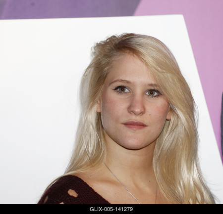 Elindult A Dal 2018. A korábbról ismert zsűritagok, Frenreisz Károly és Both Miklós mellé idén Schell Judit és Mező Misi ül be a zsűri székébe. A műsorvezetők Rátonyi Kriszta és Fehérvári Gábor Alfréd, Freddie lesznek.-stock-foto