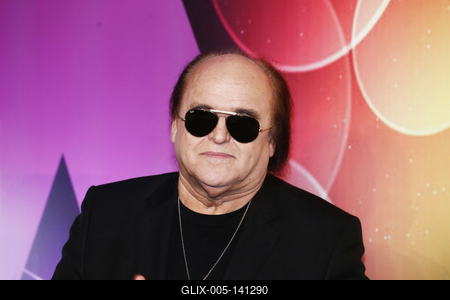 Elindult A Dal 2018. A korábbról ismert zsűritagok, Frenreisz Károly és Both Miklós mellé idén Schell Judit és Mező Misi ül be a zsűri székébe. A műsorvezetők Rátonyi Kriszta és Fehérvári Gábor Alfréd, Freddie lesznek.-stock-foto