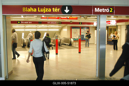 Budapest, 2004.09.10.
Felújították a Blaha Lujza téri állomást.-stock-foto