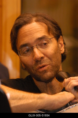 Budapest, 2003.11.10.
Al Di Meolát, a latin dallamok és a bossa nova mesterét régóta a világ egyik legvirtuózabb dzsesszgitárosaként tartják számon. Három évtizedes, dicsőséges pályafutásra tekinthet vissza.-stock-foto