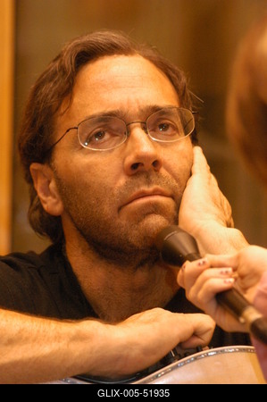 Budapest, 2003.11.10.
Al Di Meolát, a latin dallamok és a bossa nova mesterét régóta a világ egyik legvirtuózabb dzsesszgitárosaként tartják számon. Három évtizedes, dicsőséges pályafutásra tekinthet vissza.-stock-foto