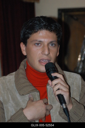 Budapest, 2003.10.09.
Patrizio Buanne énekes Budapesten koncertezett az Uránia Nemzeti Filmszínház színpadán.-stock-foto