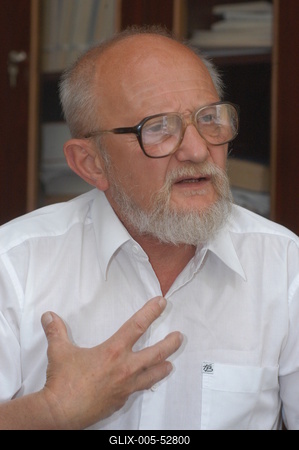 Budapest, 2004.06.15.
Dános Kornél professzor, a Semmelweis Orvostudományi Egyetem Nyelvi Kommunikációs Központjának igazgatója.-stock-foto