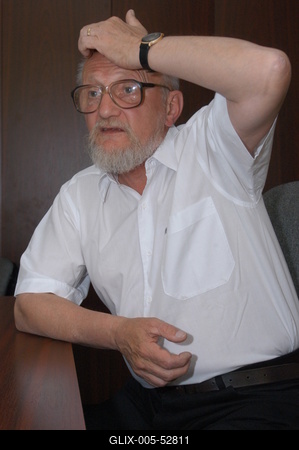 Budapest, 2004.06.15.
Dános Kornél professzor, a Semmelweis Orvostudományi Egyetem Nyelvi Kommunikációs Központjának igazgatója.-stock-foto