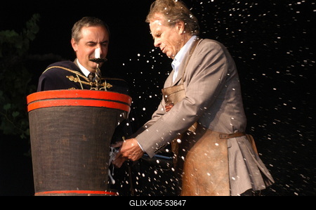 Pezsgő Lovagok avatása-stock-foto