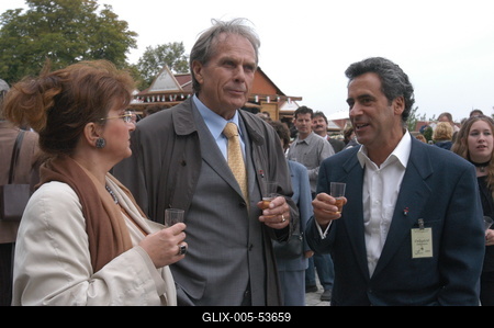 Pezsgő Lovagok avatása-stock-foto