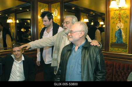 Kabaré-sorozat indul az MTV-n-stock-foto