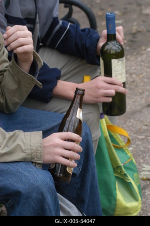 Szeszes italt fogyasztó-stock-foto