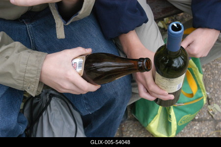 Szeszes italt fogyasztó-stock-foto