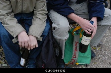 Szeszes italt fogyasztó-stock-foto