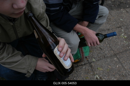 Szeszes italt fogyasztó-stock-foto