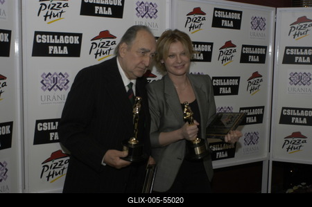 Két újabb tenyérlenyomat került a Csillagok falára-stock-foto