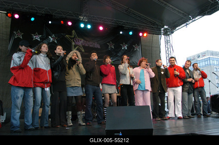 Megasztárok koncertje-stock-foto