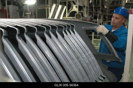 Suzuki esztergomi gyára-stock-foto