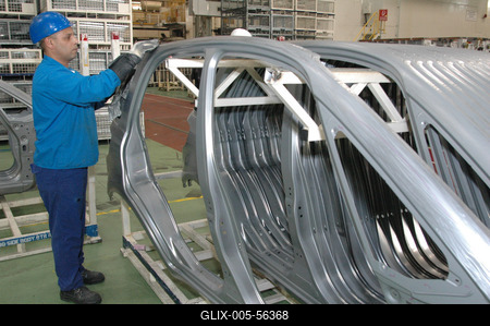 Suzuki esztergomi gyára-stock-foto