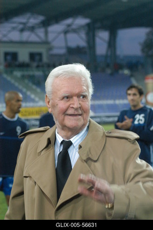 Szusza Ferencről stadiont neveztek el-stock-foto