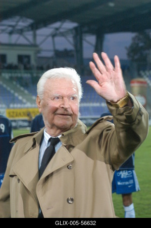 Szusza Ferencről stadiont neveztek el-stock-foto