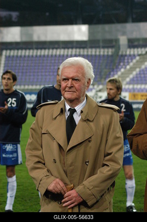Szusza Ferencről stadiont neveztek el-stock-foto