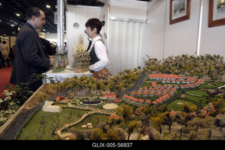 Utazás 2004 kiállítás-stock-foto