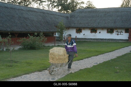 Püspökhatvan, Ökofarm-stock-foto