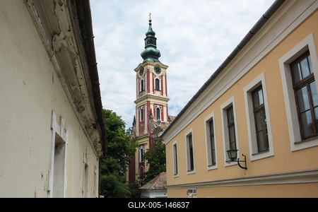 Szentendre, a Templomdombi Iskola és a  Belgrád-székesegyház-stock-foto