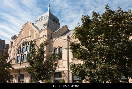 Gödöllő, az Erzsébet Királyné Szálloda a Szabadság téren-stock-foto