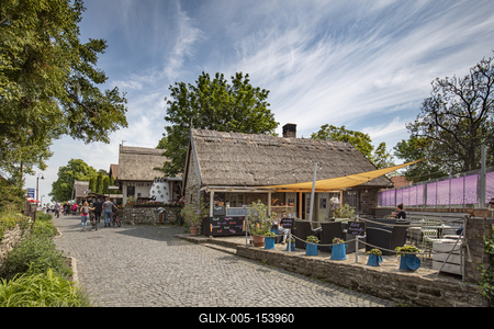 Tihany is a village on the northern shore of Lake Balaton on the Tihany Peninsula (Hungary, Veszprém County). The whole peninsula is a historical district.The center of the district is the Benedictine Tihany Abbey, which was founded in 1055 AD by András (Andrew) I, who is buried in the crypt. The founding charter of this abbey is the first extant record of Hungarian language, preserved in Pannonhalma Benedictine Archabbey. The church itself was rebuilt in baroque style in 1754. The still functioning abbey is a popular tourist attraction due to its historical and artistic significance. It also has the best view of Lake Balaton.-stock-foto