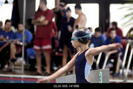 Magyarország több  településén épülhet uszoda-stock-foto