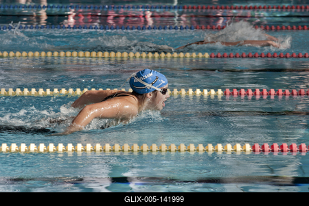 Magyarország több  településén épülhet uszoda-stock-foto