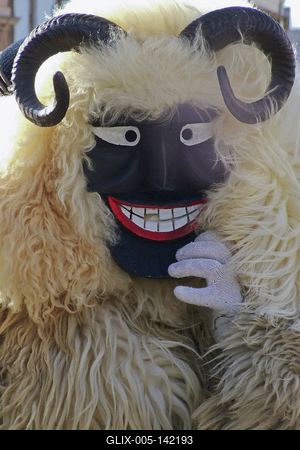 A busójárás, mint népszokási örökség, az UNESCO az Emberiség Szellemi Kulturális Örökség reprezentatív listájára került fel 2009-ben.-stock-foto