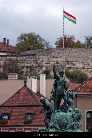 A Dobó István szoborcsoport-stock-foto